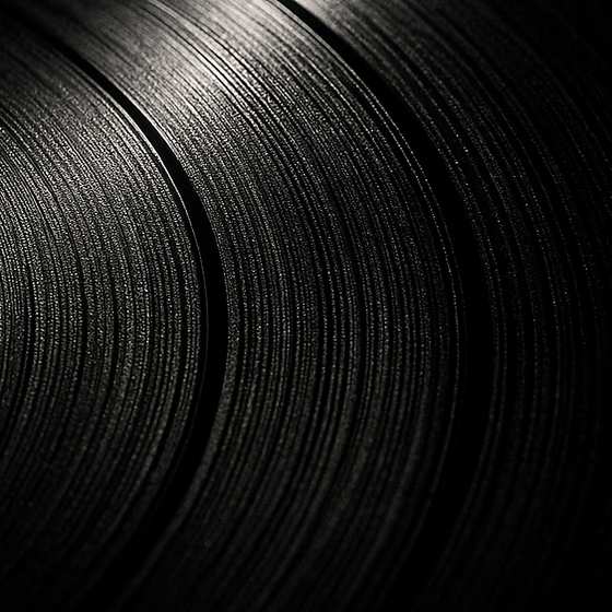 Vinyl perfume ingredient
